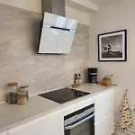 Moderne Villalejlighed Pa 110 Kvm + Stor Terrasse Apartment